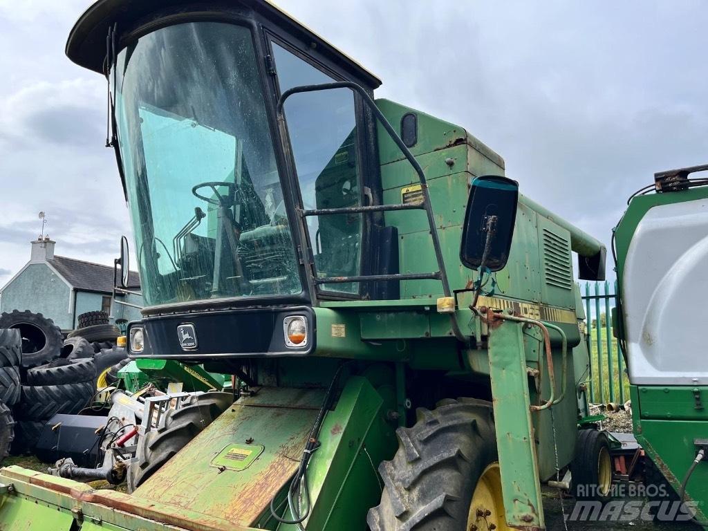 John Deere 1055 Зернозбиральні комбайни