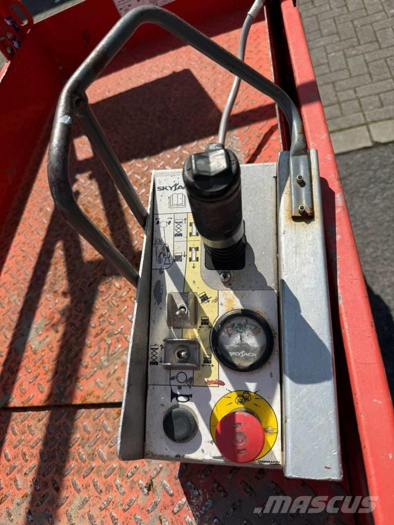 SkyJack SJ 3219 Підйомники-ножиці