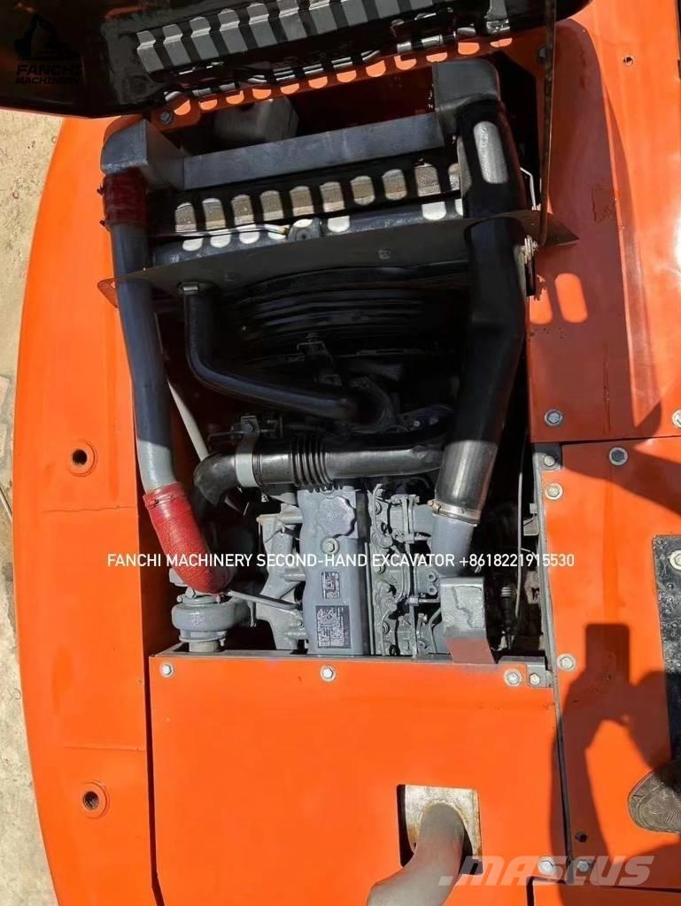 Hitachi Zaxis 120-6 Гусеничні екскаватори