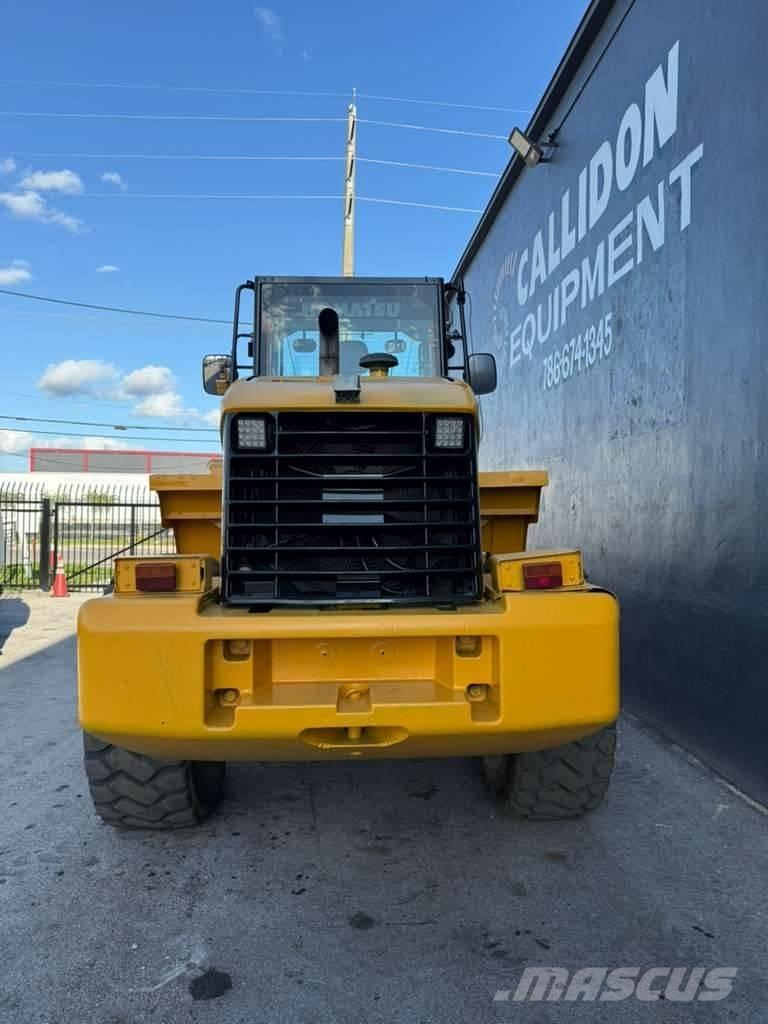 Komatsu WA 320-5L Фронтальні навантажувачі