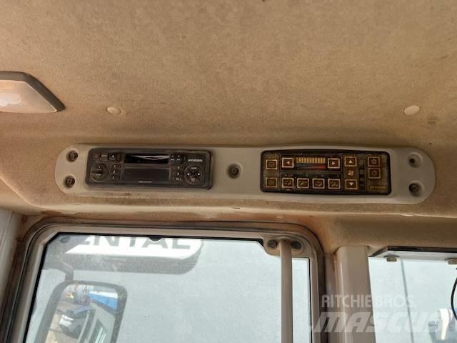 Hyundai HL 760-7 Фронтальні навантажувачі