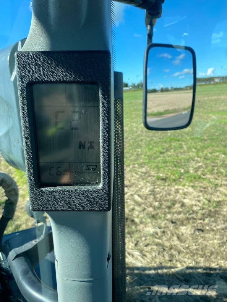 CLAAS Arion 620 Трактори