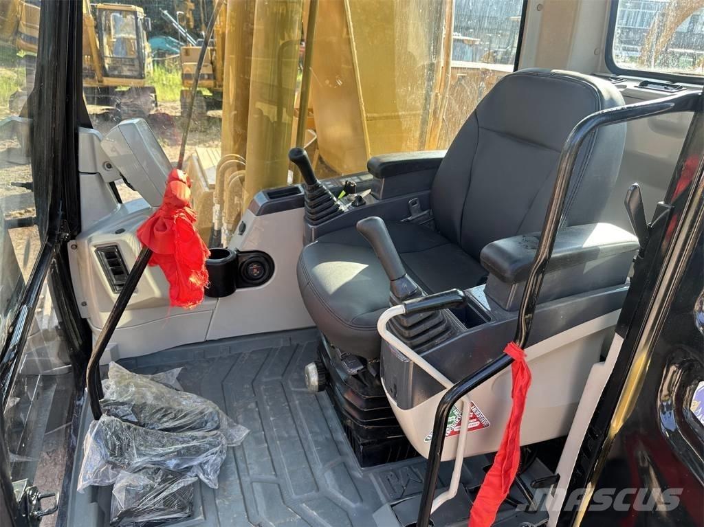 CAT 320 C Гусеничні екскаватори