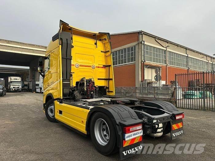 Volvo FH500 Тягачі