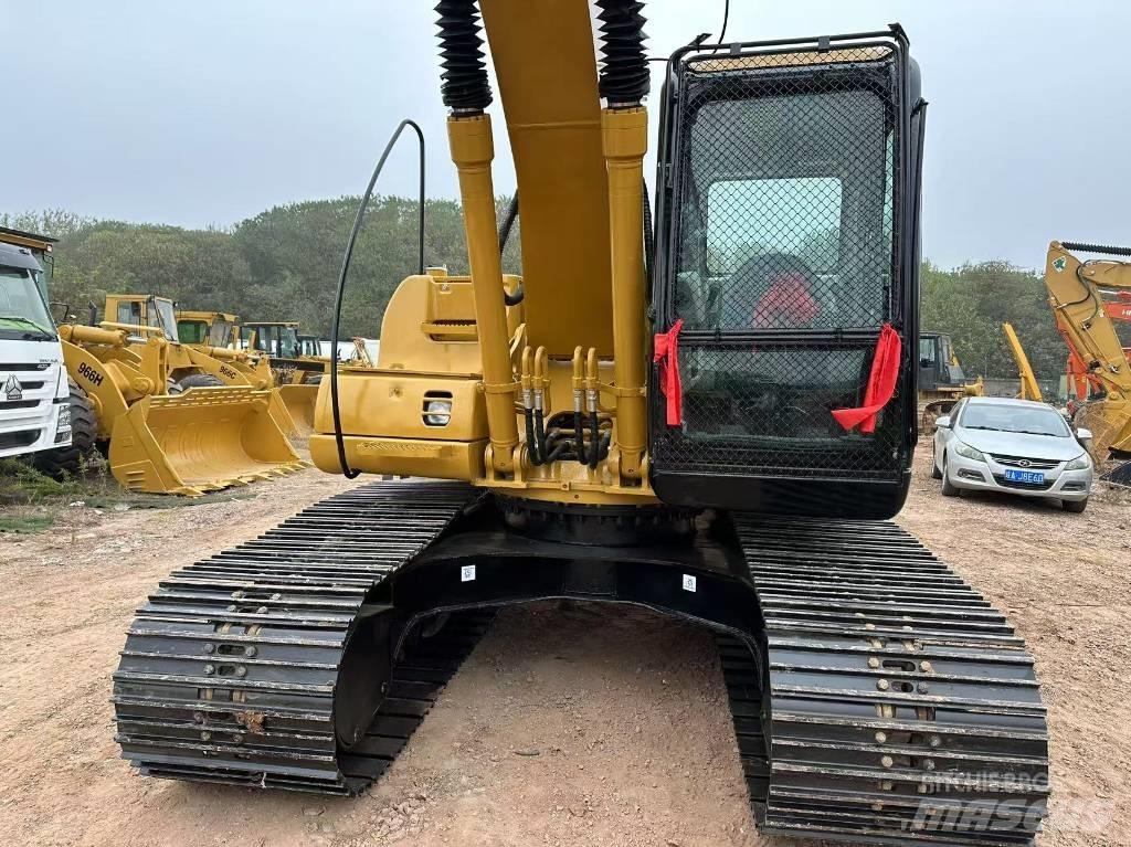 CAT 320 C Гусеничні екскаватори