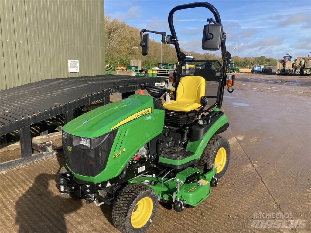 John Deere 1026R Трактори