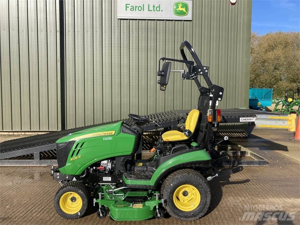 John Deere 1026R Трактори