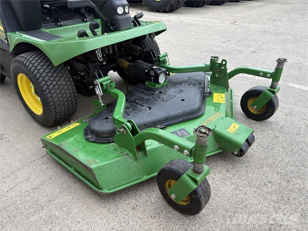 John Deere 1570 Самохідні газонокосарки
