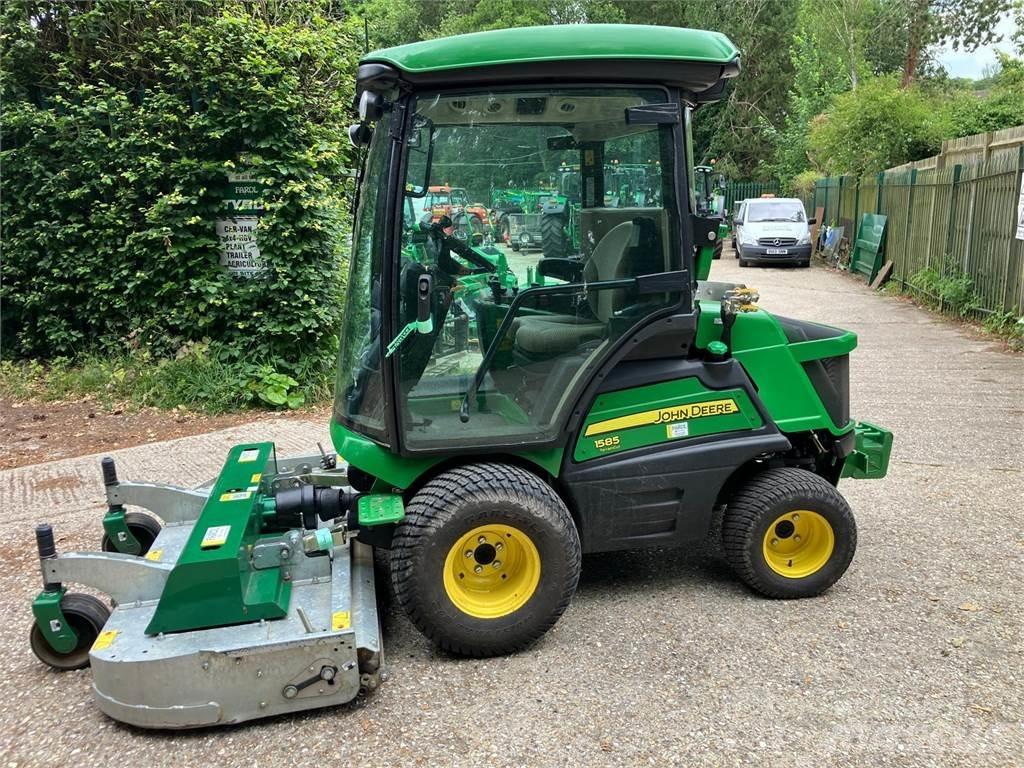 John Deere 1585 Самохідні газонокосарки