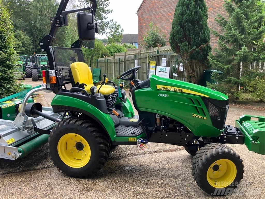 John Deere 2026R Трактори