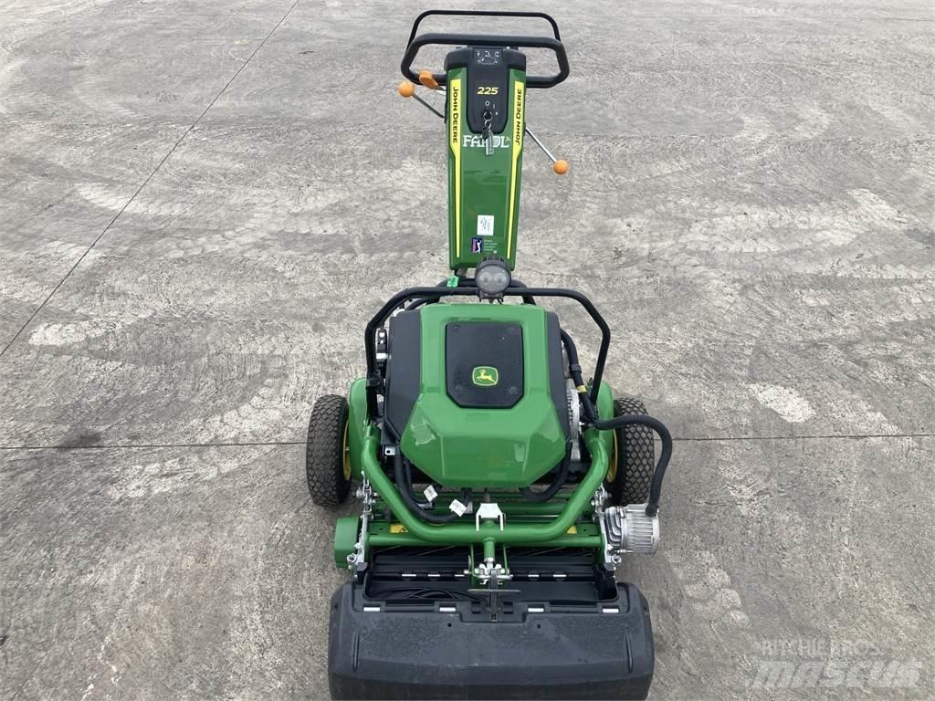 John Deere 225 E-cut Walk-behind косарка