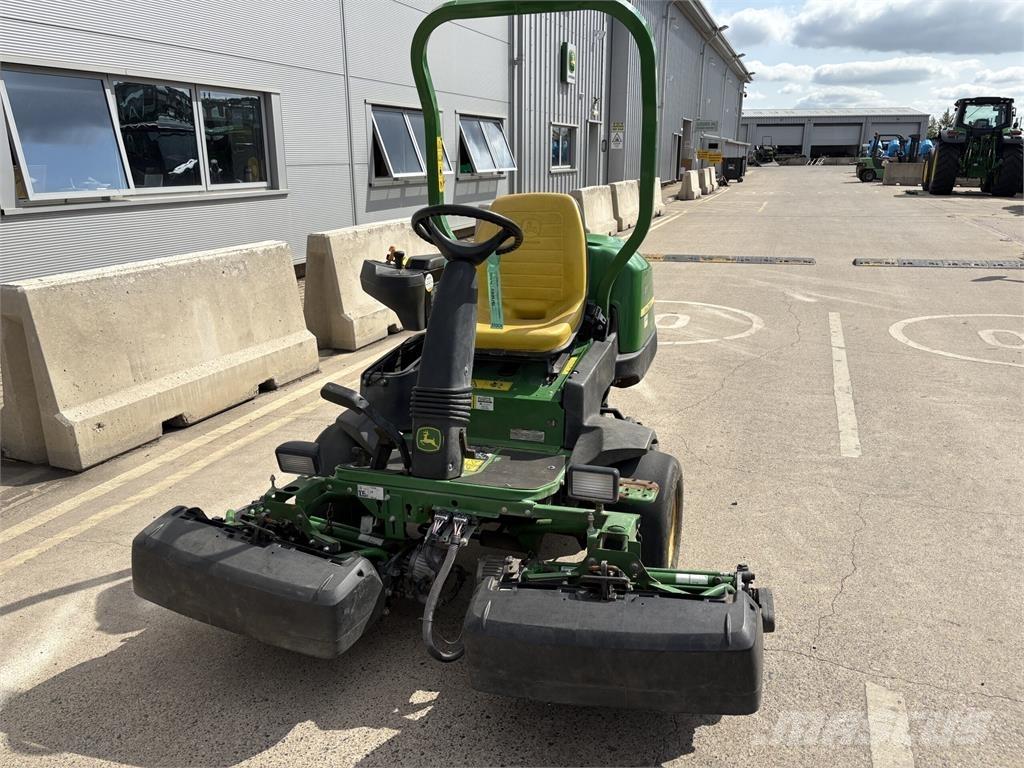 John Deere 2500E Walk-behind косарка