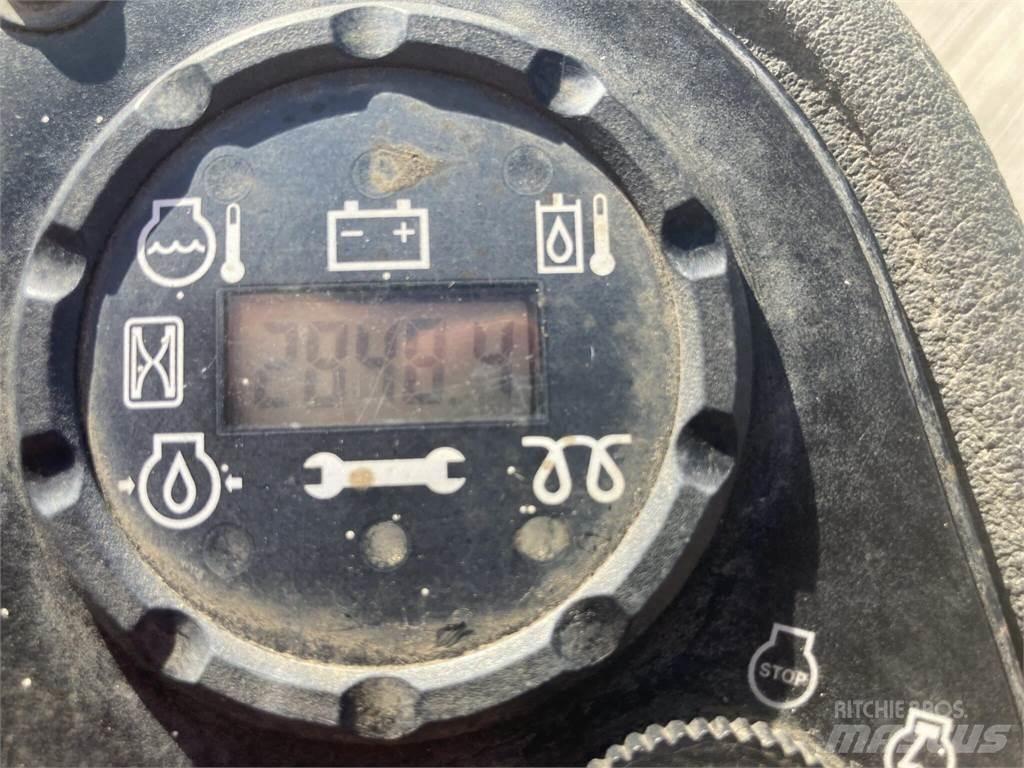 John Deere 2500EH Walk-behind косарка