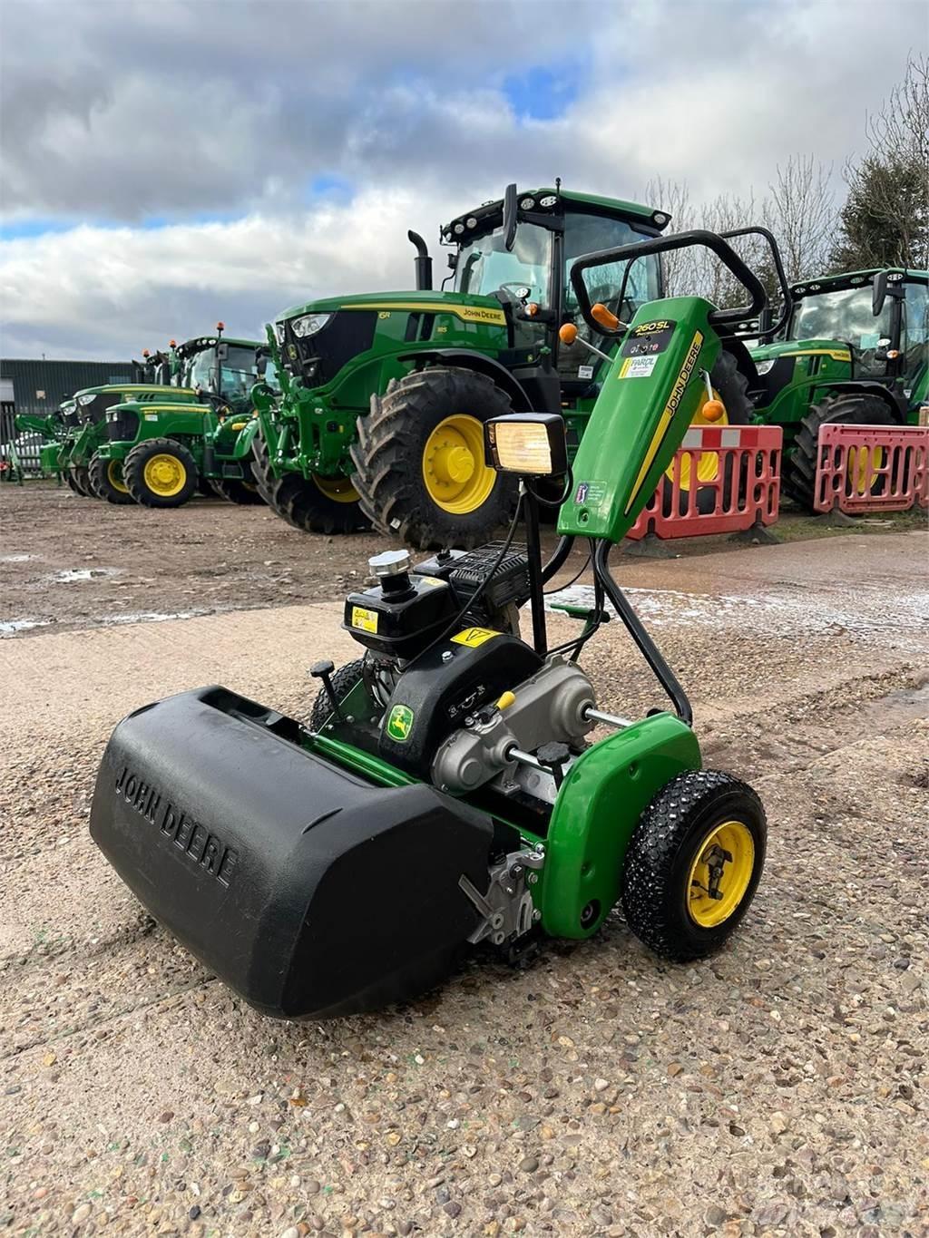 John Deere 260SL Walk-behind косарка