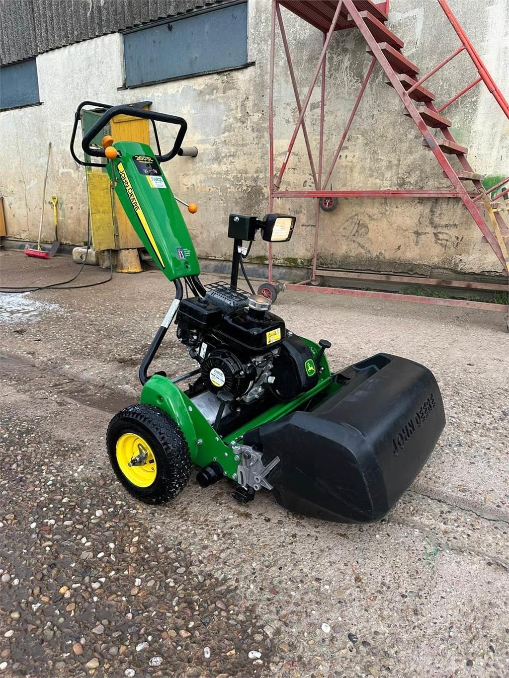 John Deere 260SL Walk-behind косарка
