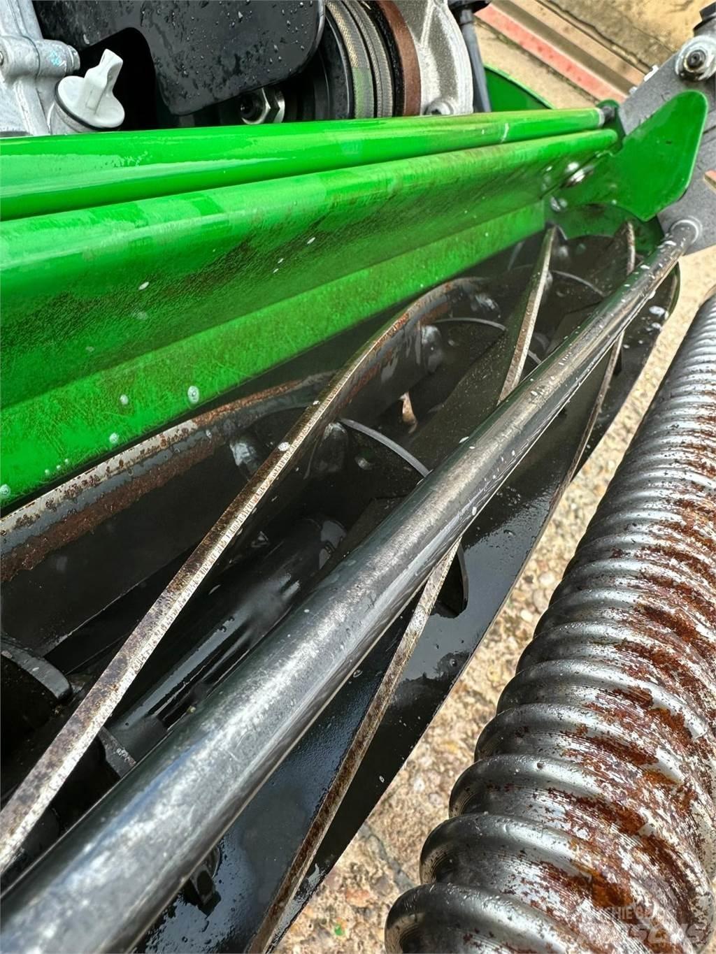 John Deere 260SL Walk-behind косарка