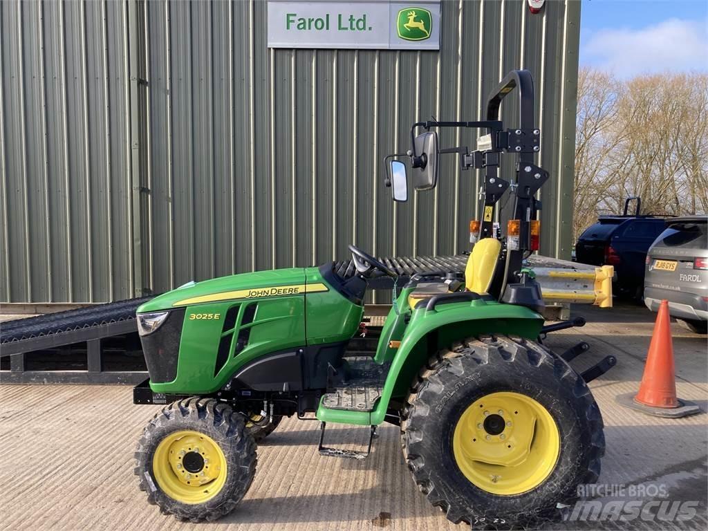 John Deere 3025E Трактори