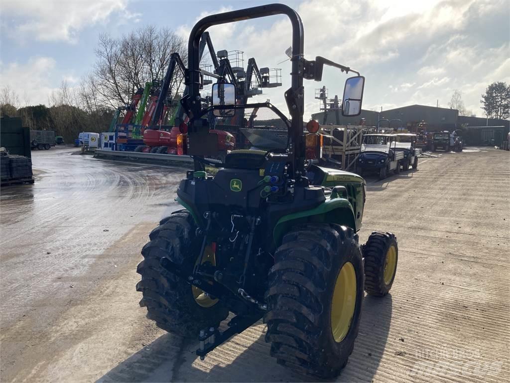 John Deere 3025E Трактори