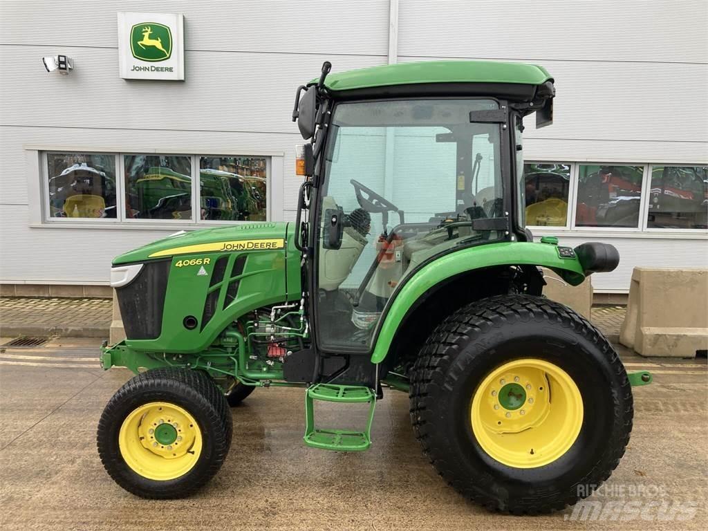 John Deere 4066R Трактори