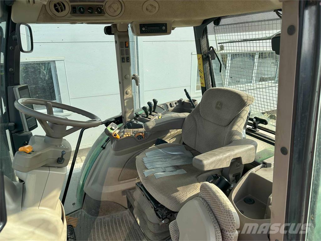 John Deere 5125R Трактори