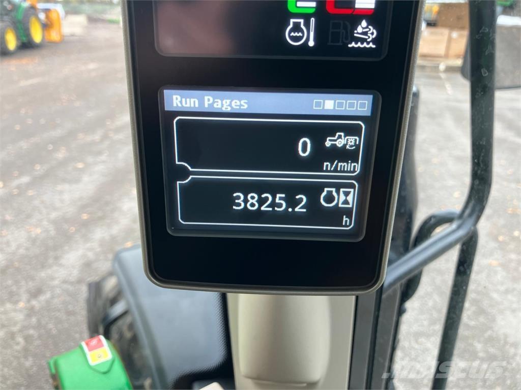 John Deere 6110M Трактори