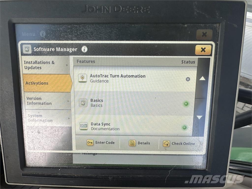 John Deere 6130R Трактори