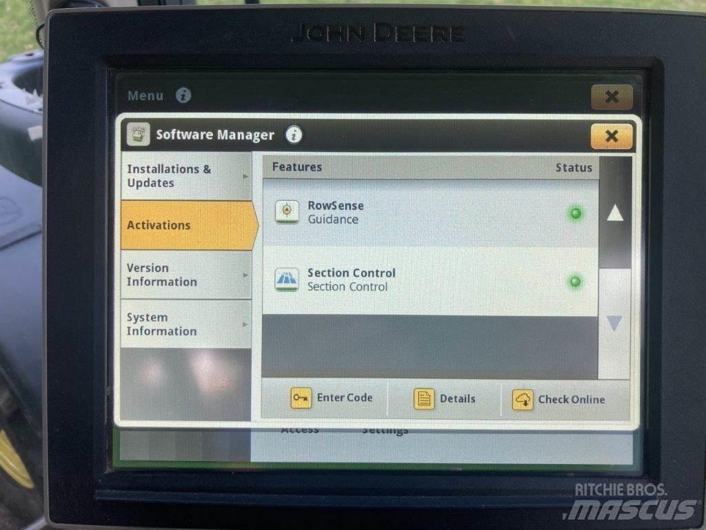 John Deere 6215R Трактори