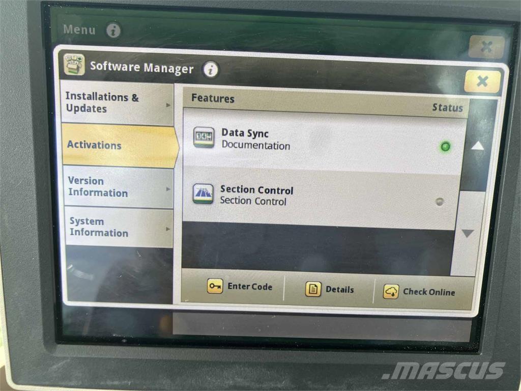 John Deere 6215R Трактори