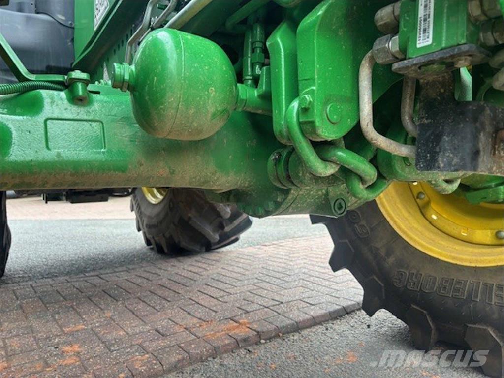 John Deere 6R 215 Трактори