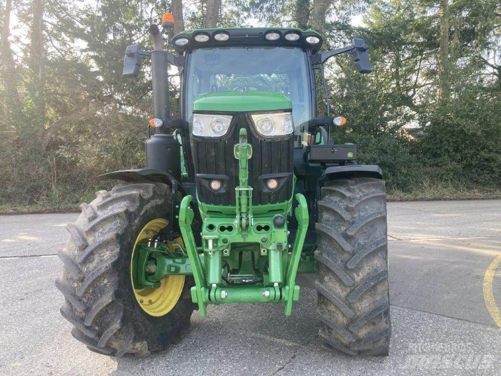 John Deere 6R 215 Трактори