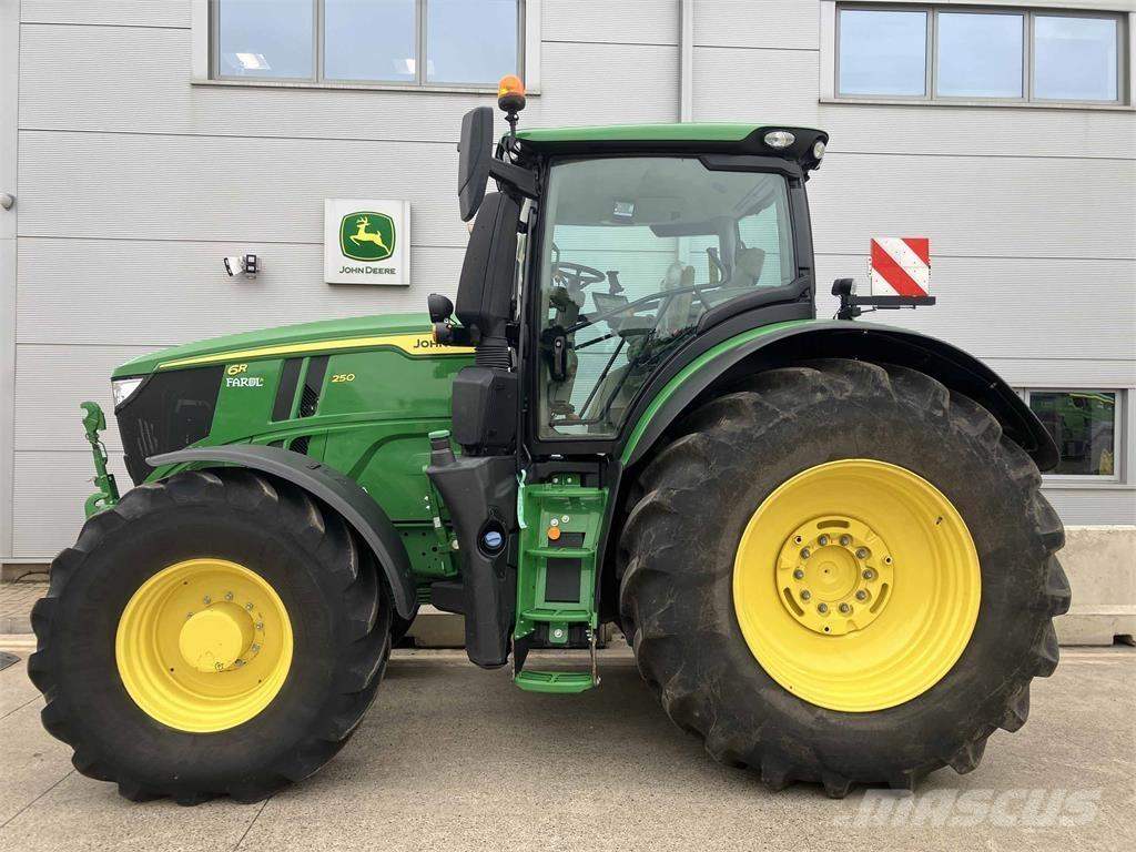 John Deere 6R 250 Трактори