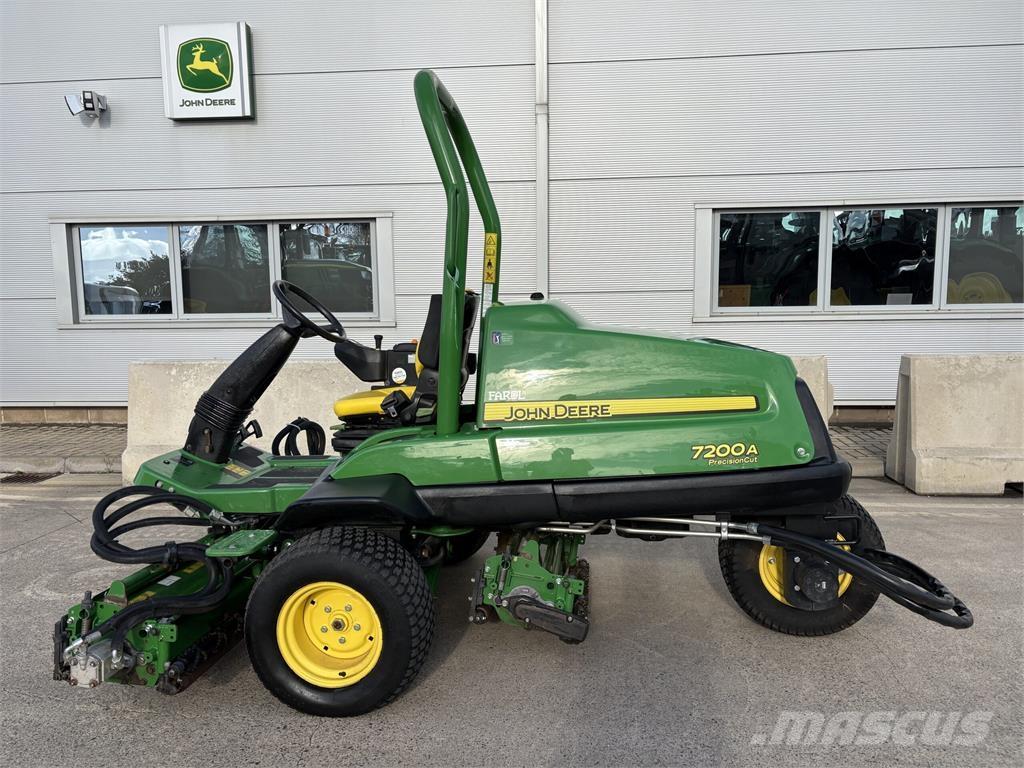 John Deere 7200A Walk-behind косарка