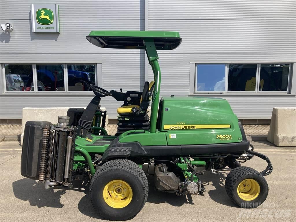 John Deere 7500AE Walk-behind косарка