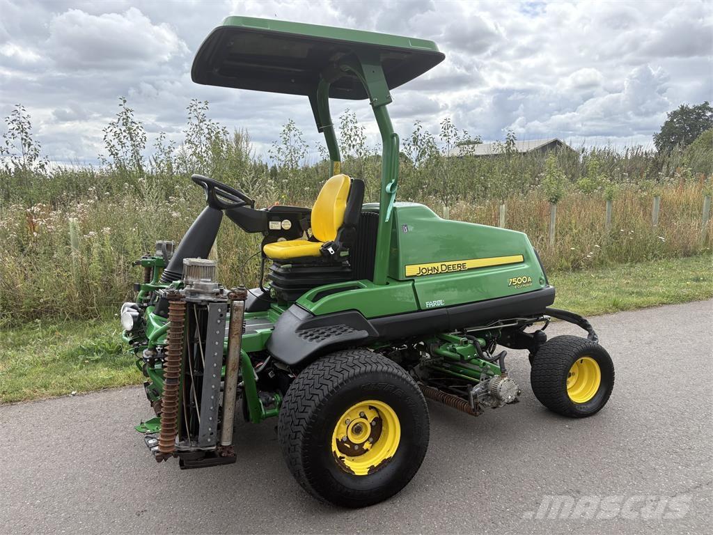 John Deere 7500AE Walk-behind косарка