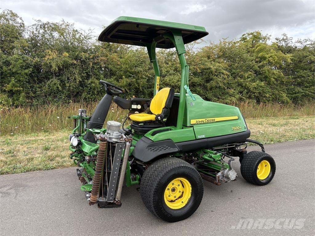 John Deere 7500AE Walk-behind косарка