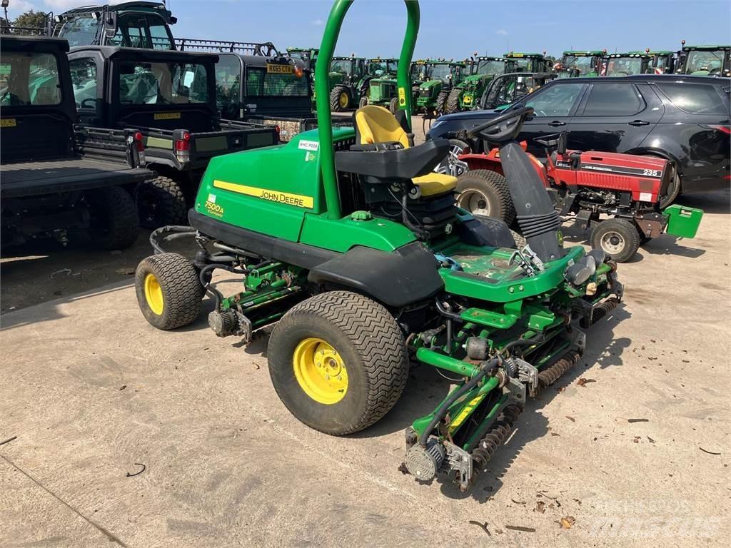 John Deere 7500AE Walk-behind косарка