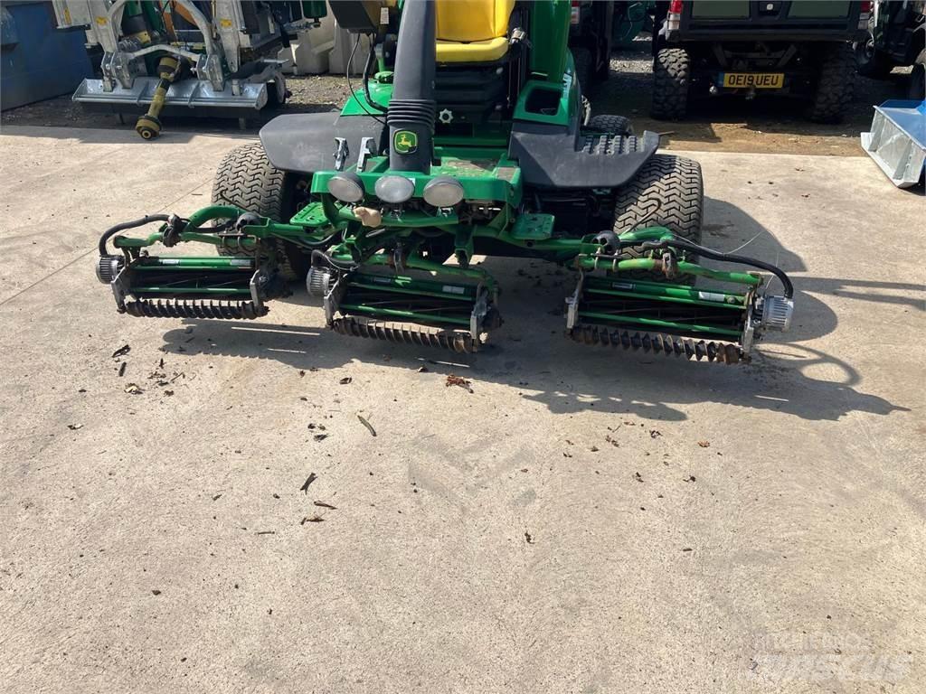 John Deere 7500AE Walk-behind косарка