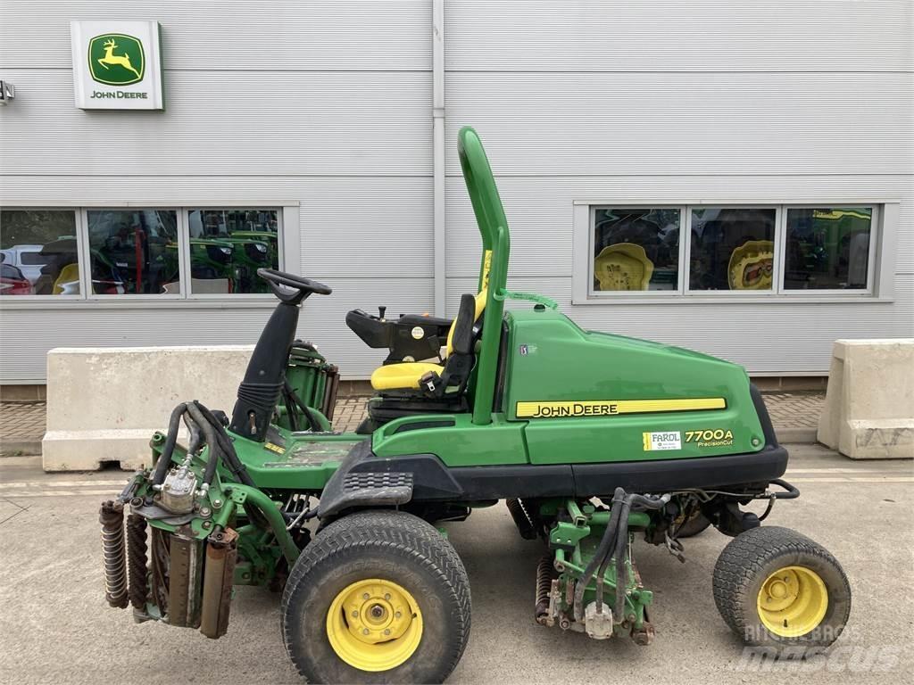 John Deere 7700A Walk-behind косарка