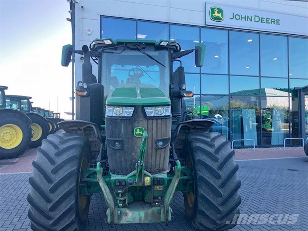 John Deere 7R 250 Трактори