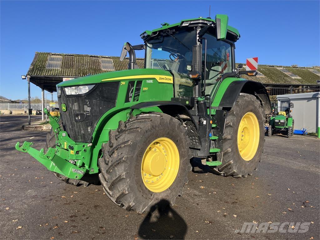 John Deere 7R 330 Трактори