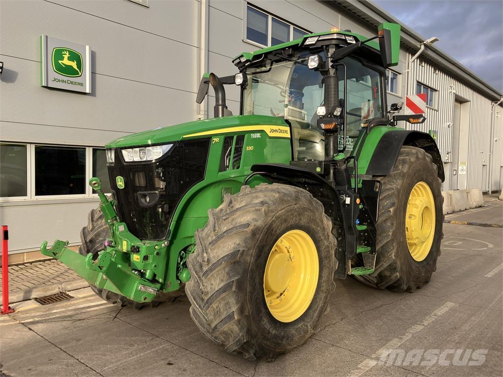 John Deere 7R 330 Трактори