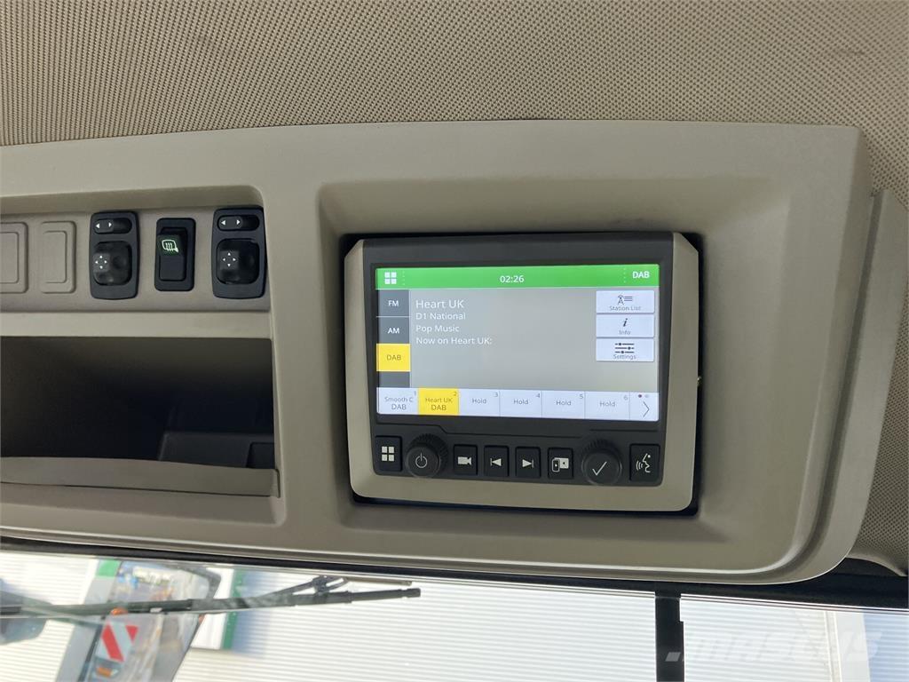 John Deere 7R 330 Трактори