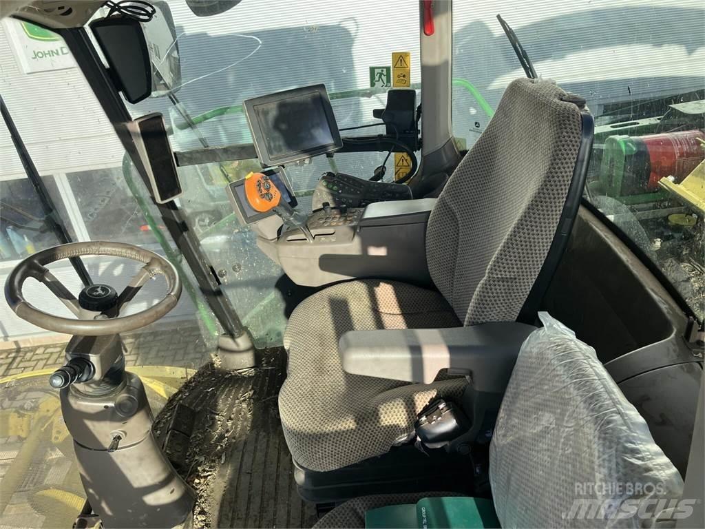 John Deere 8500i Кормозбиральні комбайни