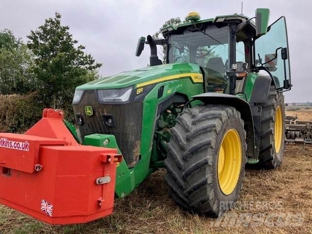 John Deere 8R 410 Трактори
