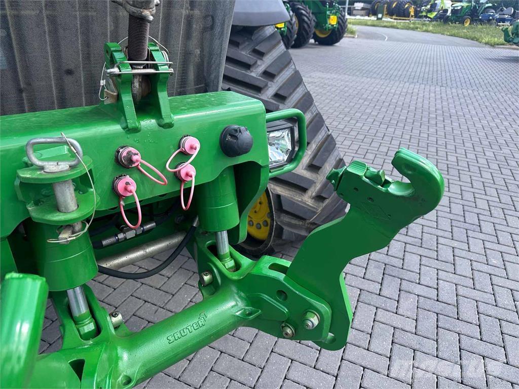 John Deere 8RX 370 Трактори