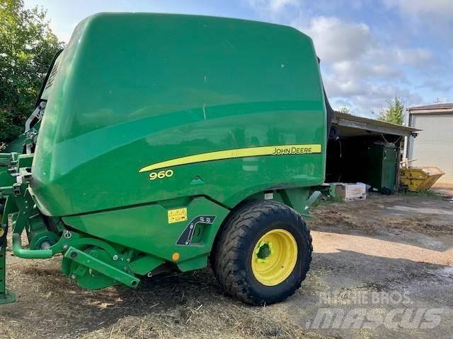 John Deere 960 Тюкові прес-підбирачі