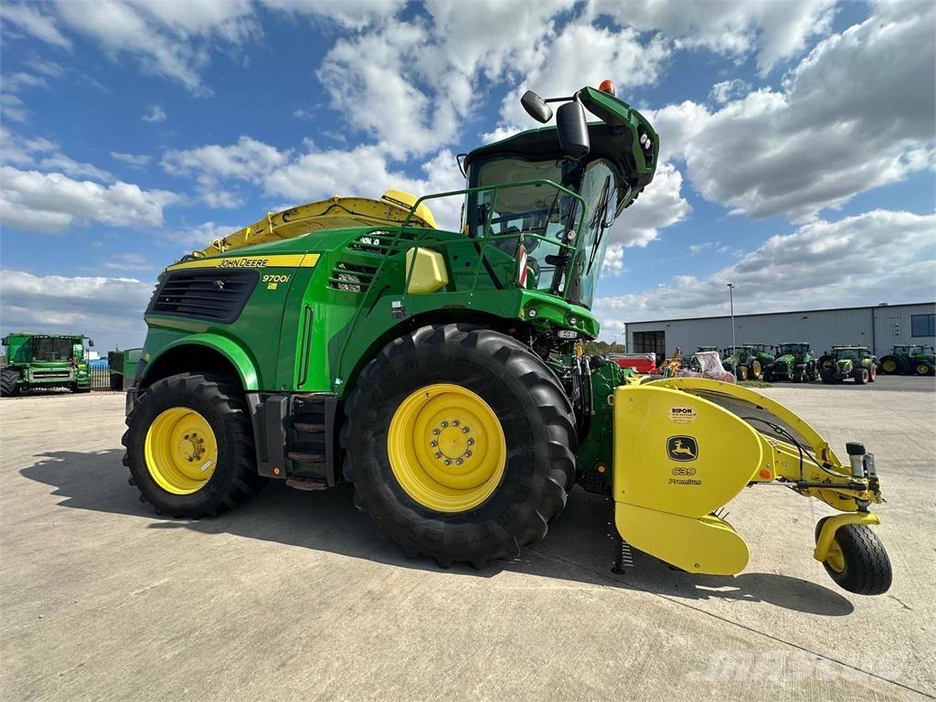 John Deere 9700i Кормозбиральні комбайни