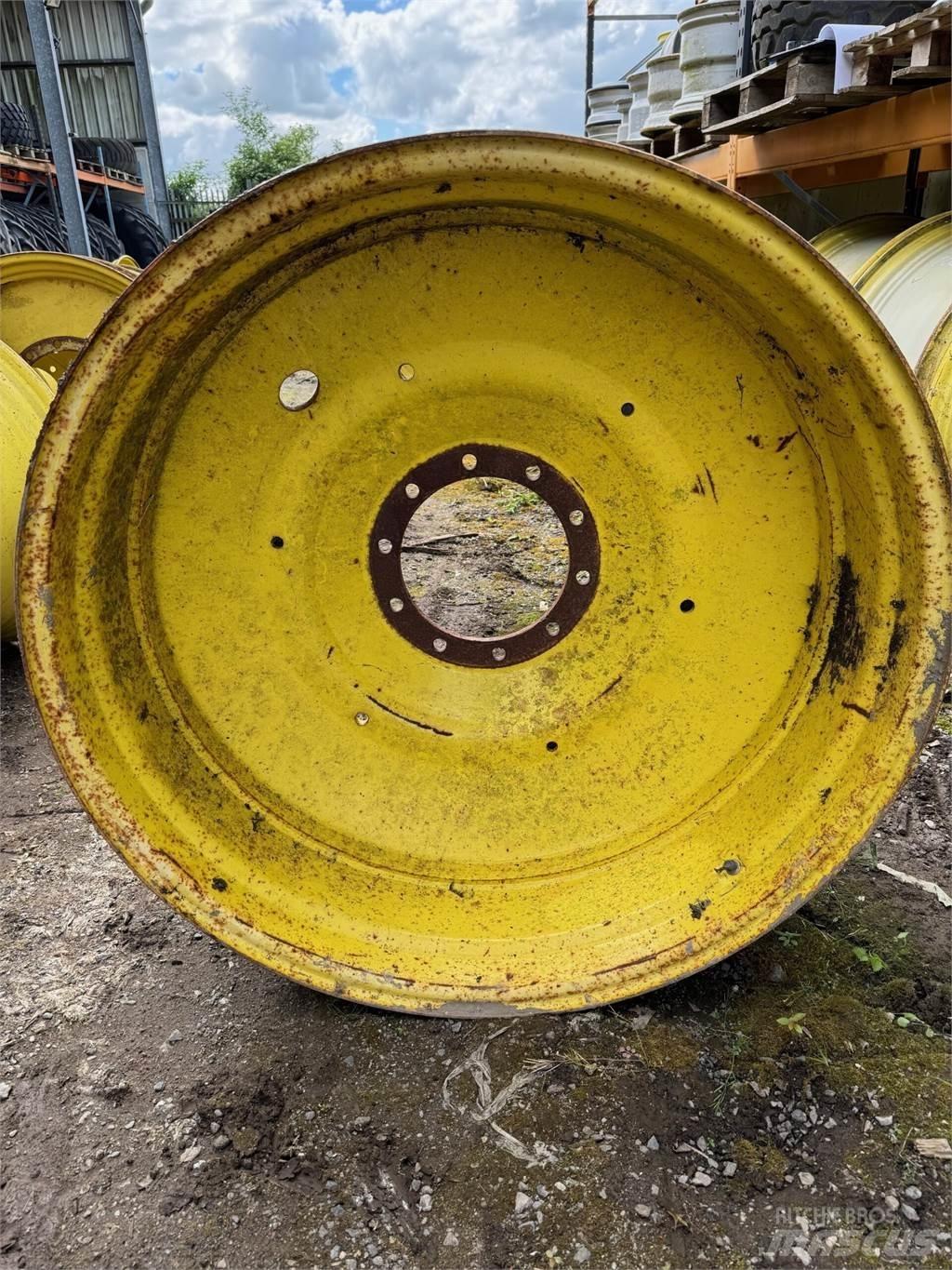 John Deere Example Колеса