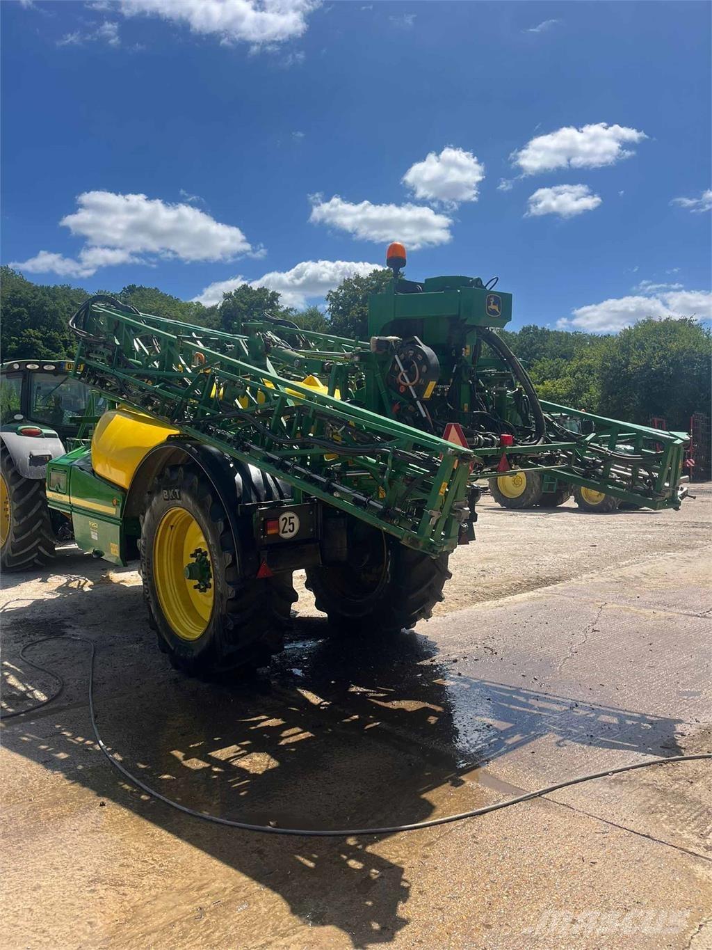 John Deere R952i Самохідні обприскувачі