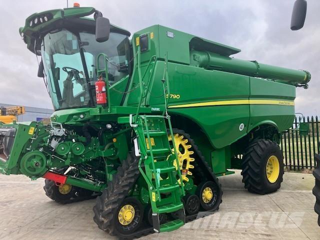 John Deere S790 Зернозбиральні комбайни